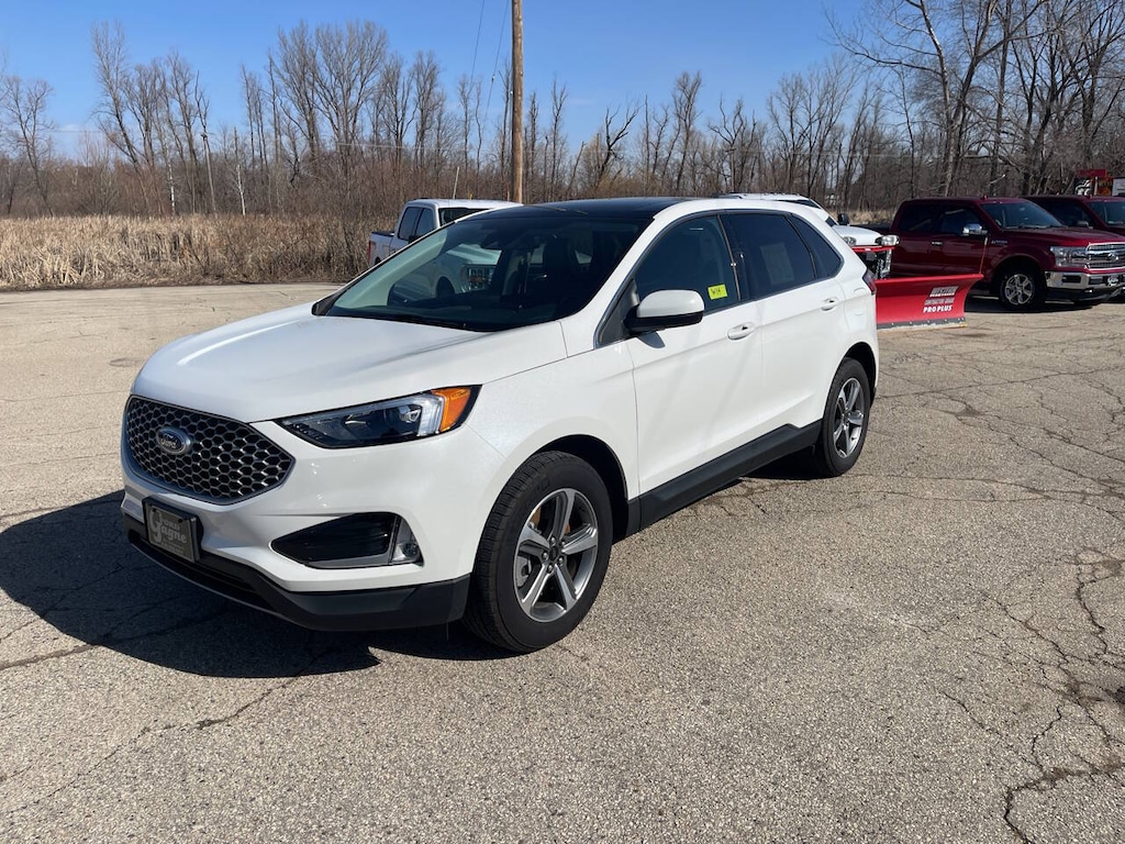Used 2024 Ford Edge SEL AWD 4dr SUV SUV