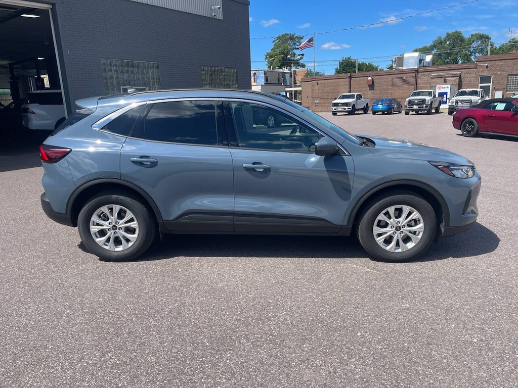 Used 2023 Ford Escape Active AWD 4dr SUV SUV