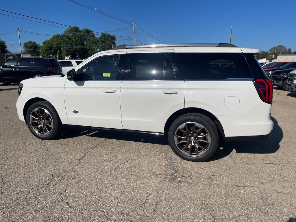 Used 2025 Ford Expedition King Ranch 4x4 4dr SUV SUV