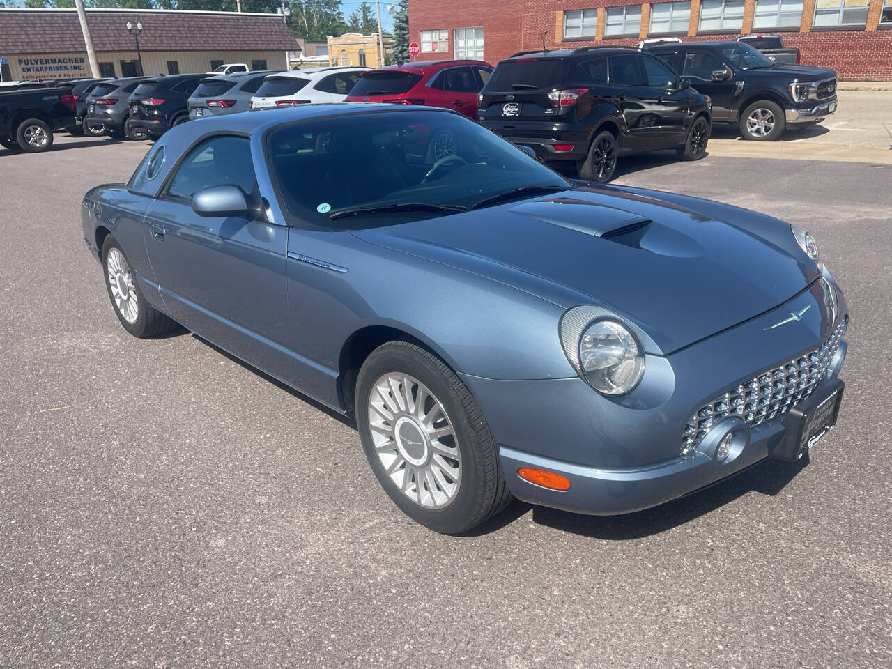 2005 Ford Thunderbird