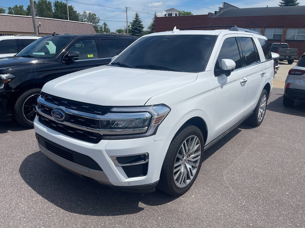 Used 2024 Ford Expedition Limited 4x4 4dr SUV SUV