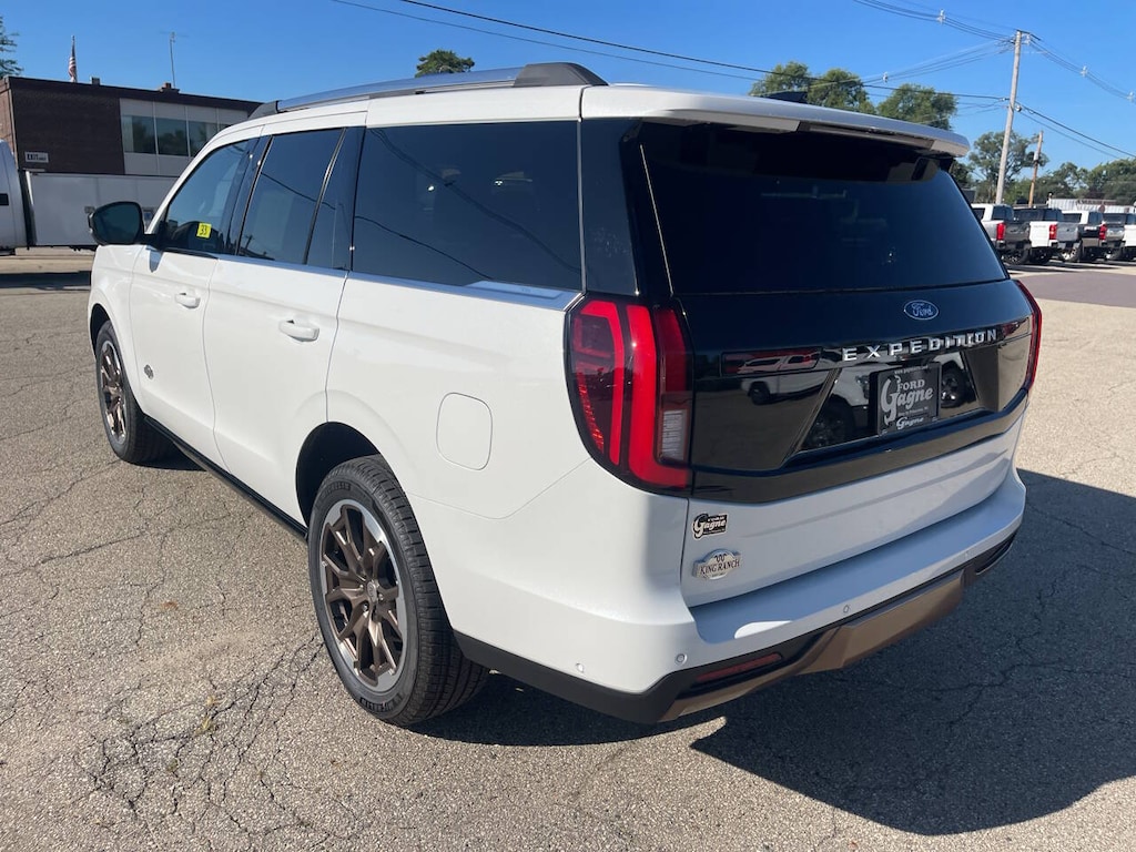 Used 2025 Ford Expedition King Ranch 4x4 4dr SUV SUV