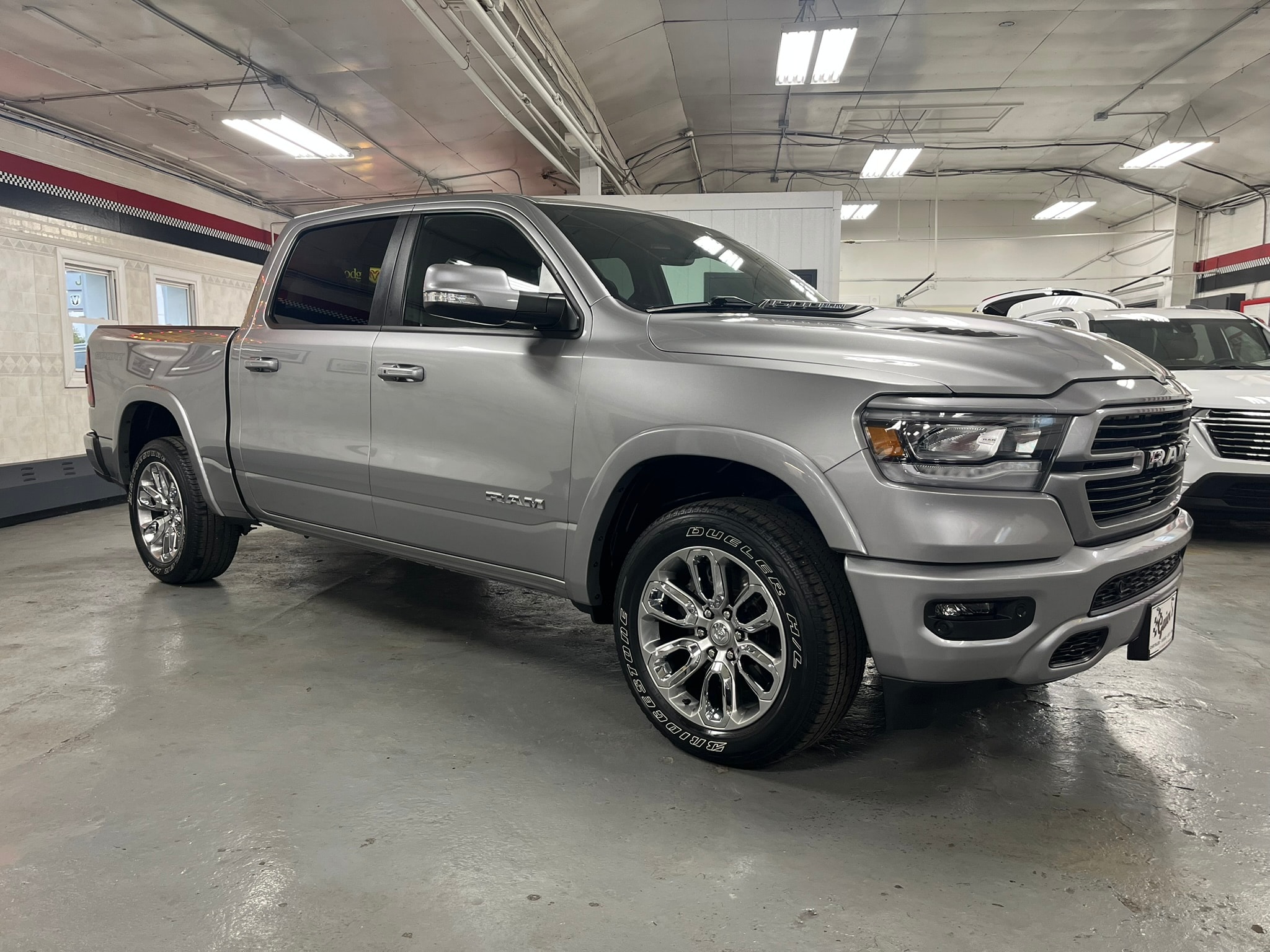 2022 RAM Ram 1500 Pickup Laramie - Photo 11