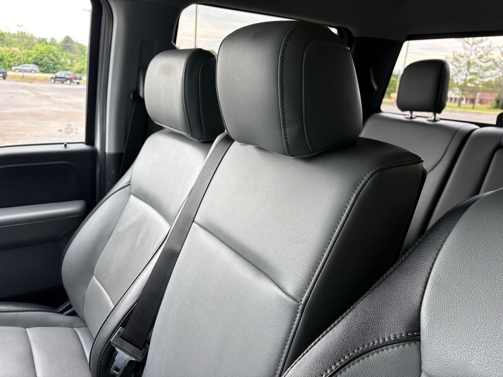 2022 Ford F-150 Lariat - Photo 13