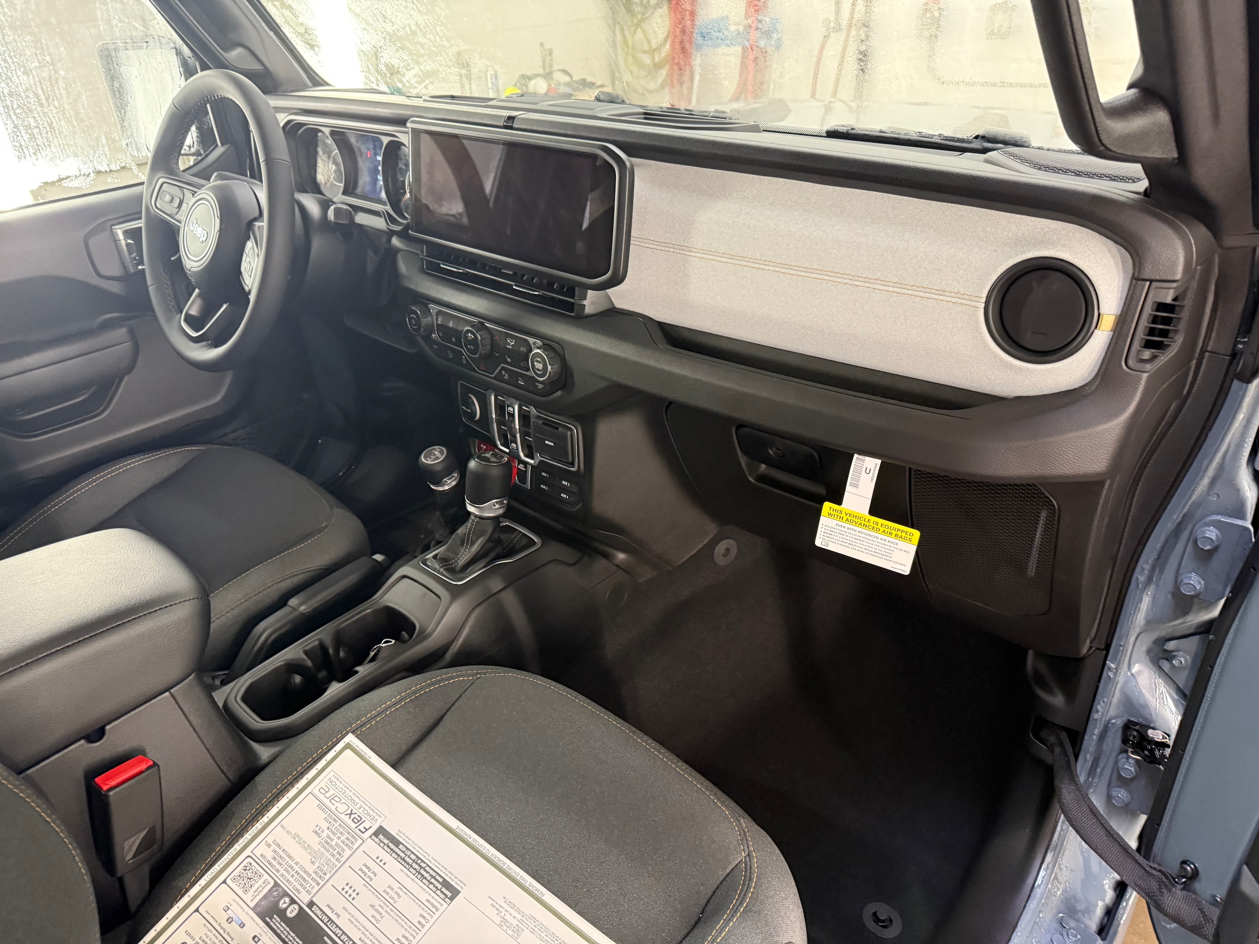 2026 Jeep Wrangler 4-Door Willys - Photo 8