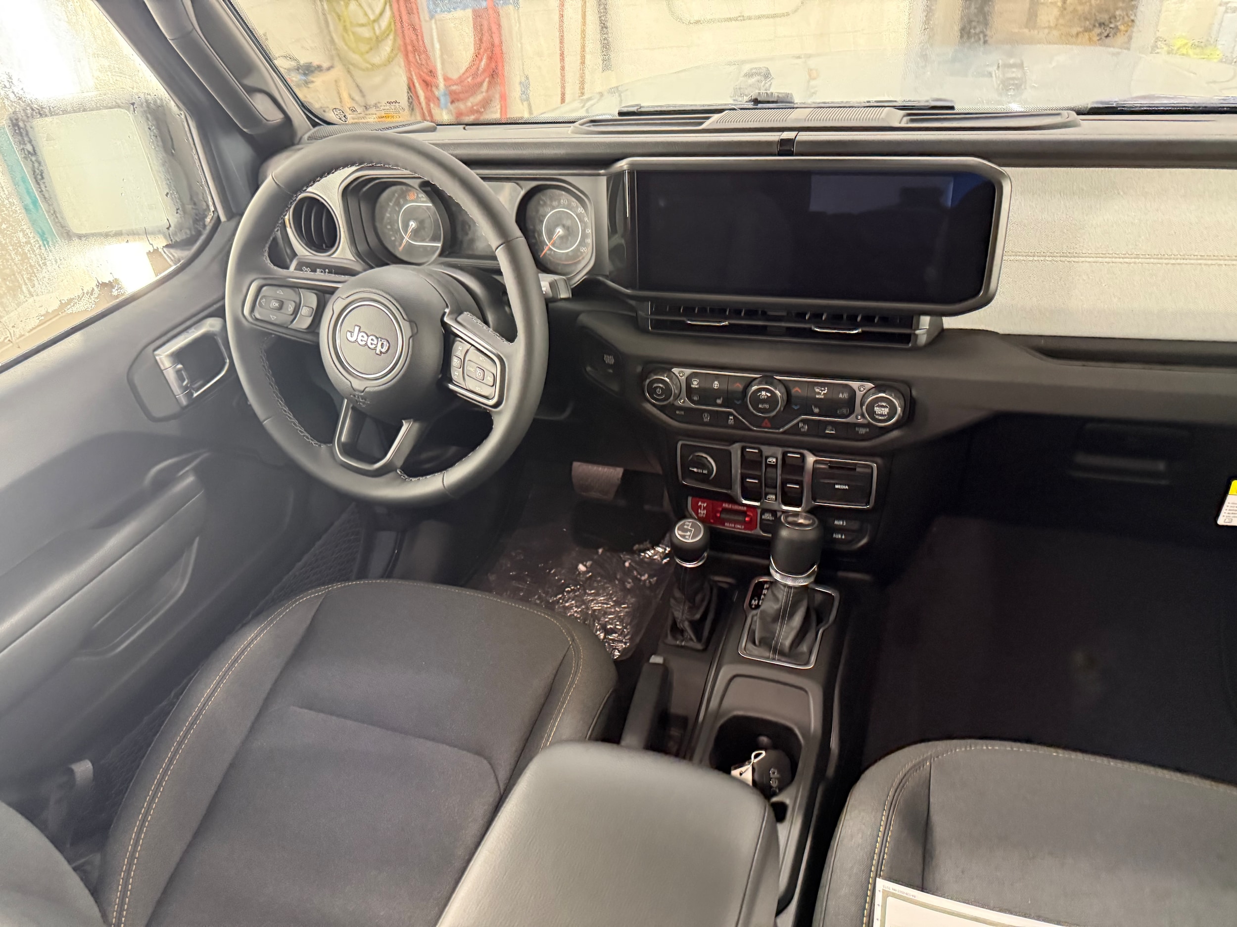 2026 Jeep Wrangler 4-Door Willys - Photo 14