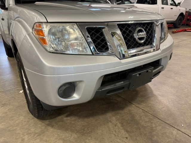 Used 2014 Nissan Frontier SV with VIN 1N6AD0CU9EN737454 for sale in Galena, IL