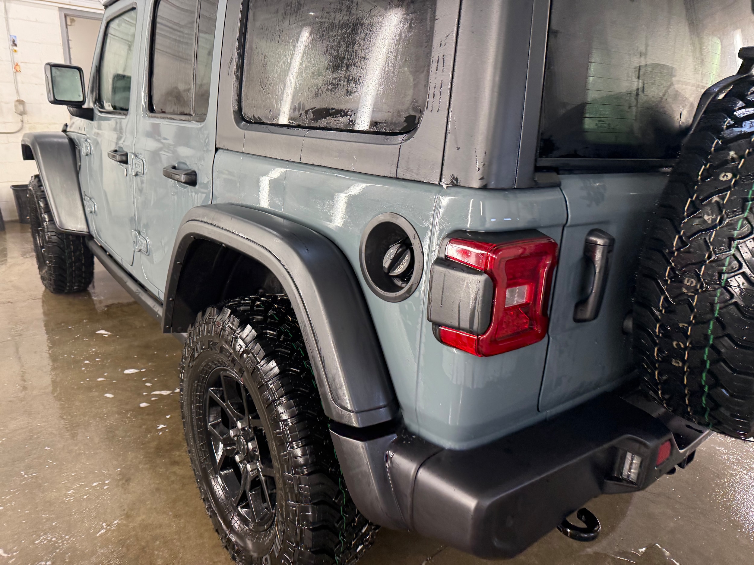 2026 Jeep Wrangler 4-Door Willys - Photo 23