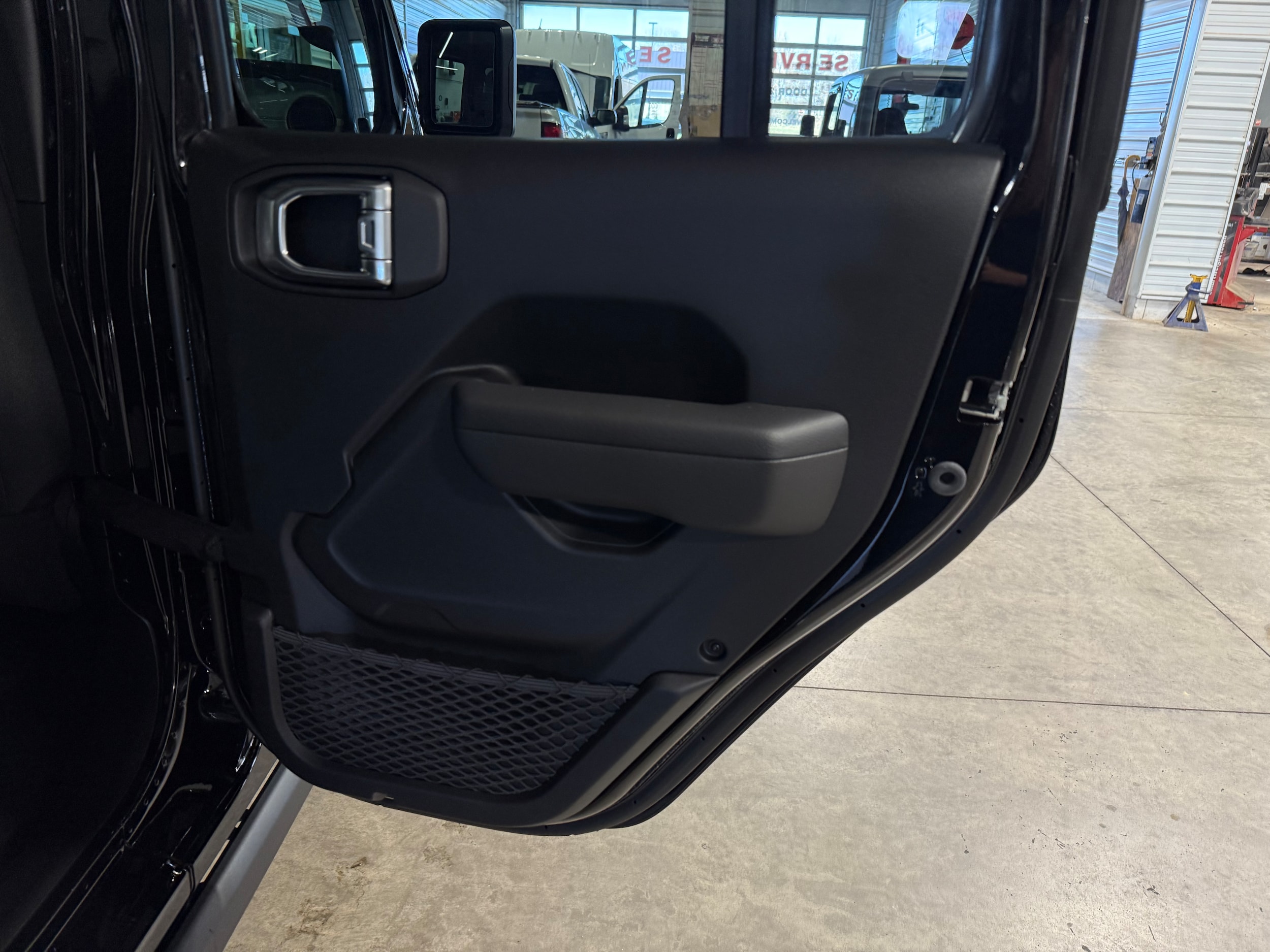 2026 Jeep Gladiator Willys - Photo 13
