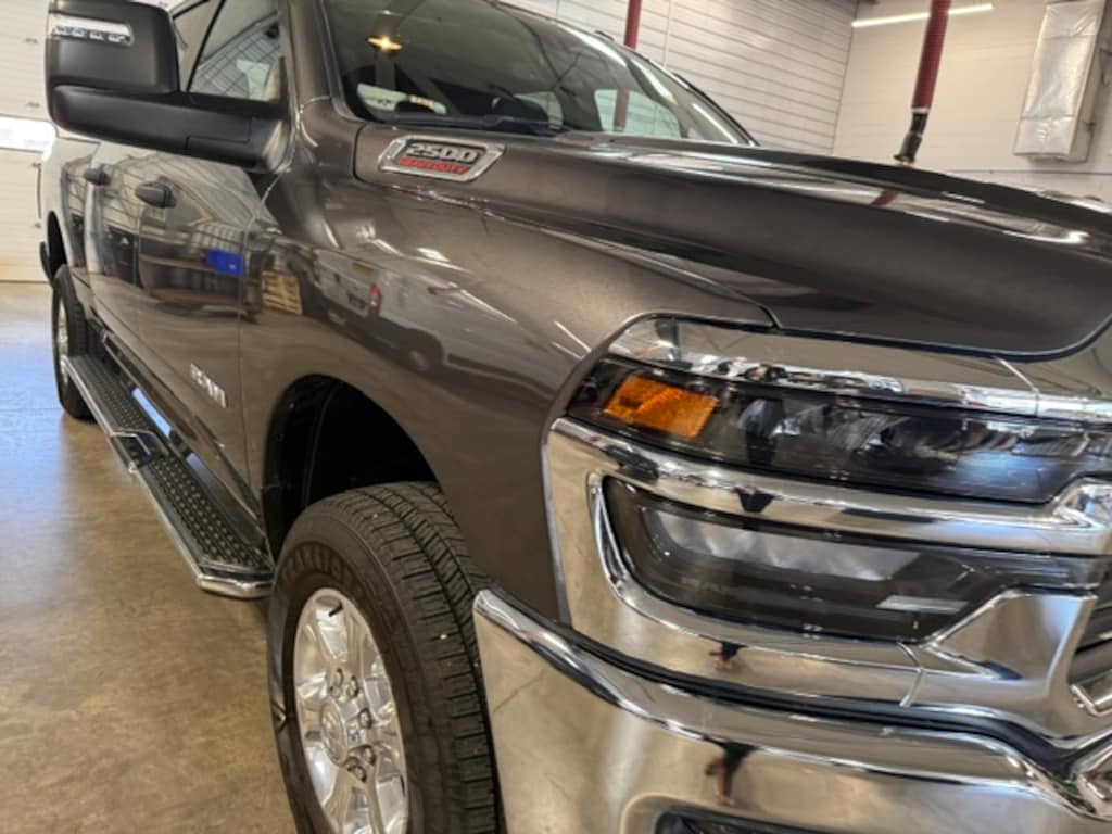 Certified 2025 Ram 2500 Big Horn Crew Cab 4x4 PICKUP