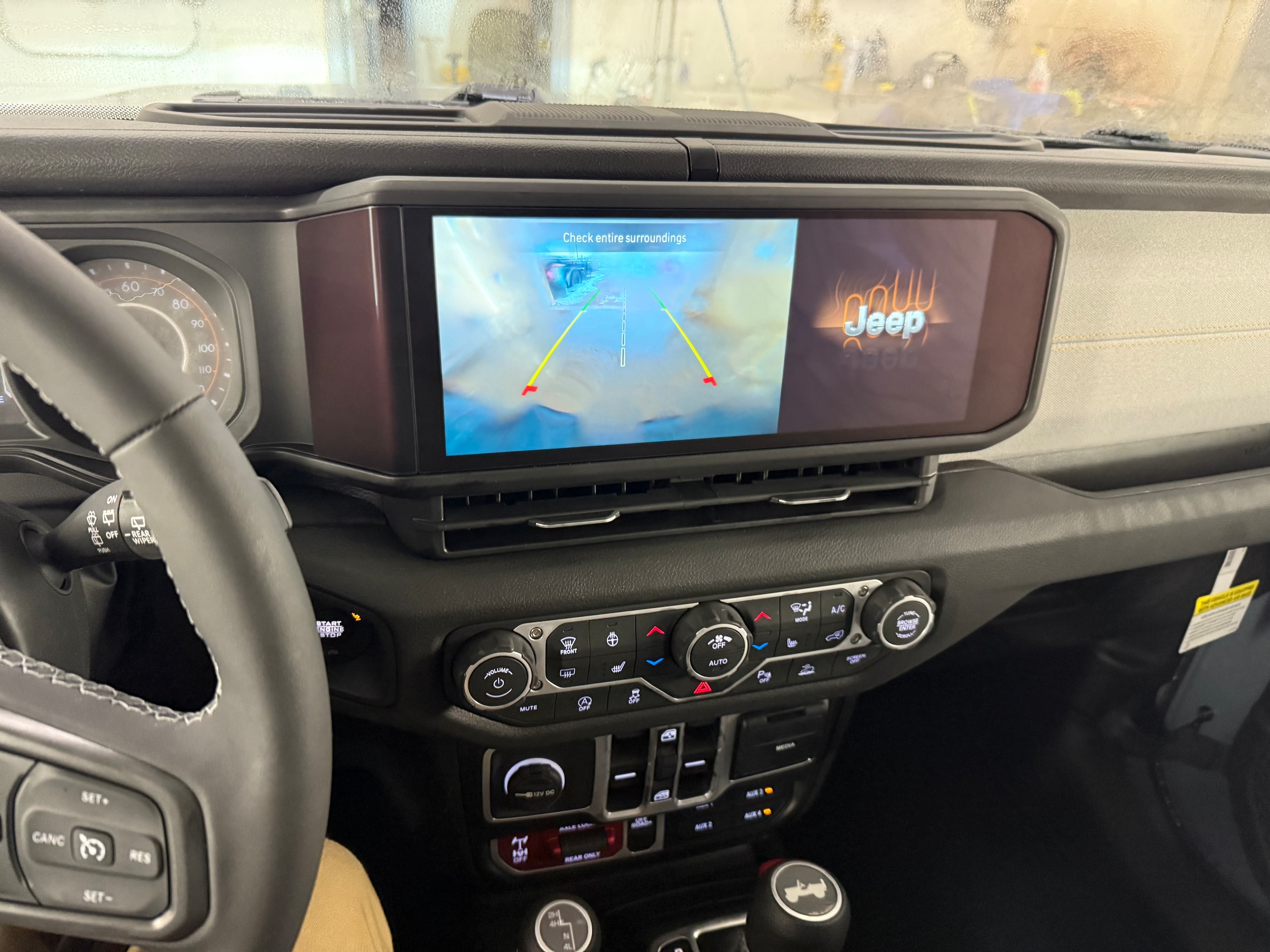 2026 Jeep Wrangler 4-Door Willys - Photo 33