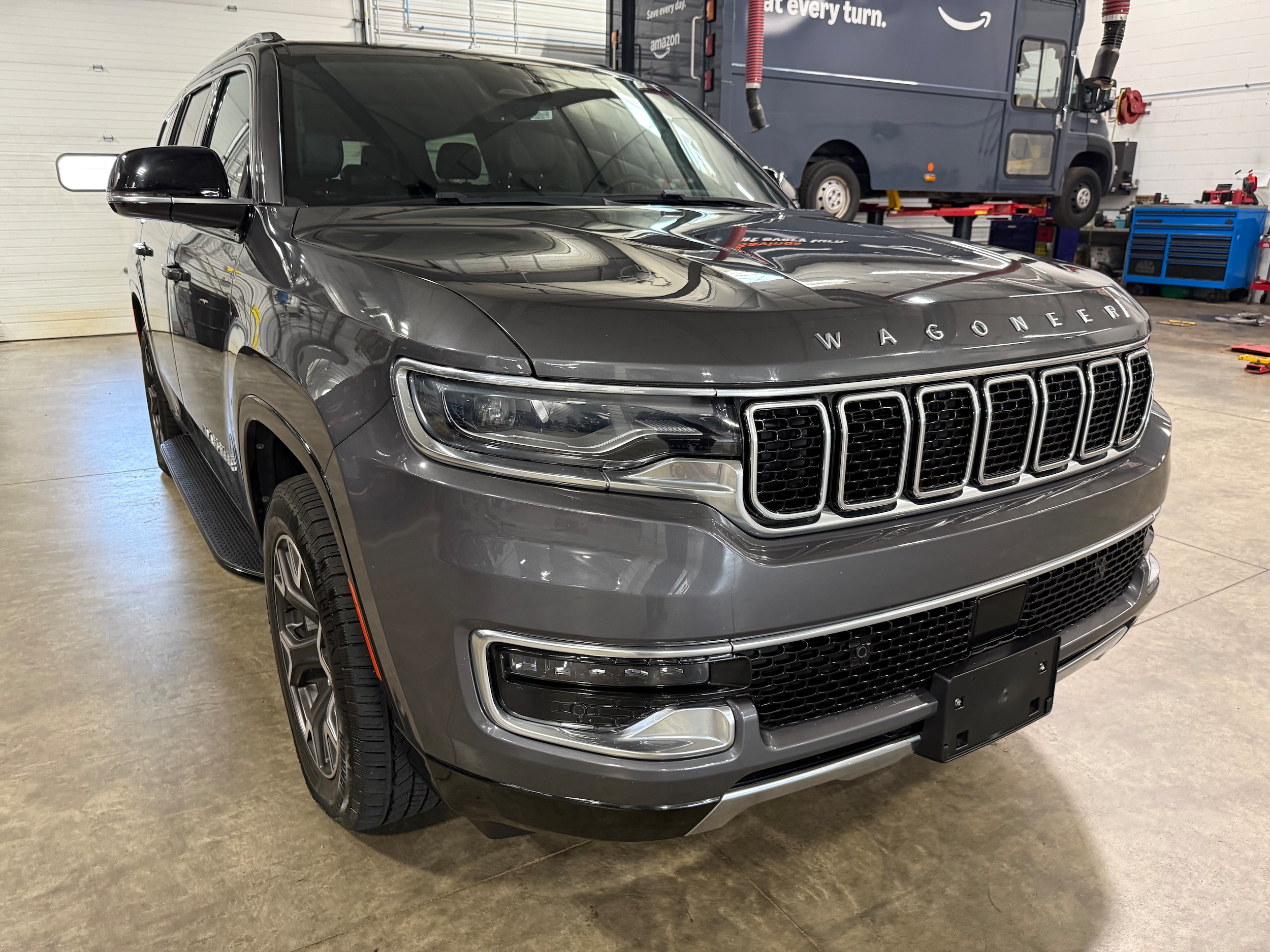 2023 Jeep Wagoneer