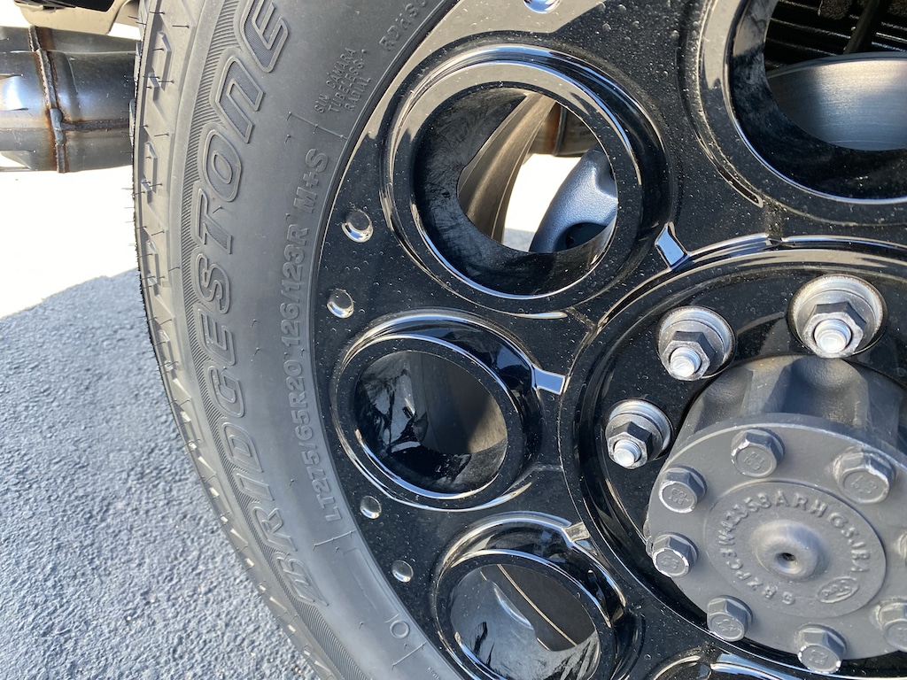 New 2027 Ford Super Duty F-350® Lariat® Truck Crew Cab