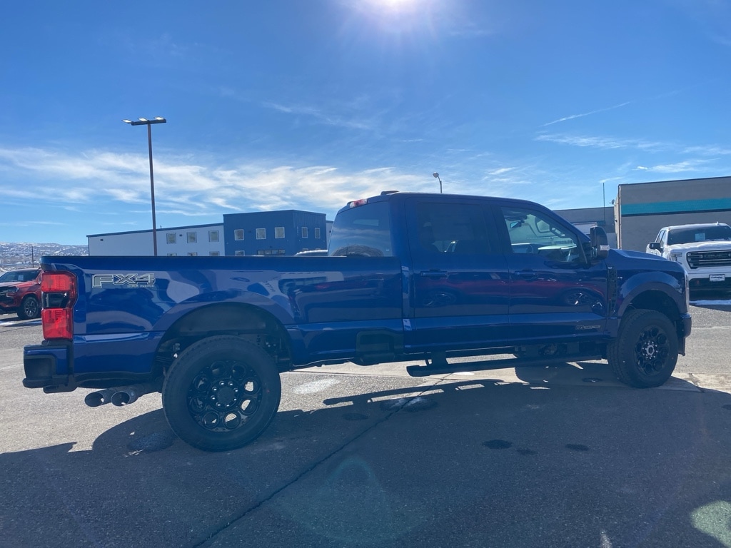 2026 Ford F-350 Super Duty XLT - Photo 15