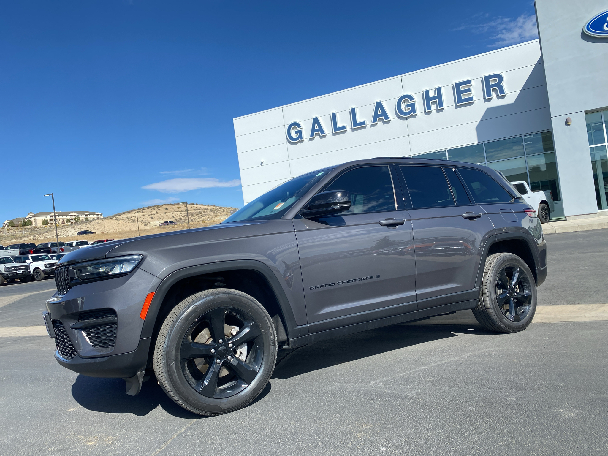 Certified 2023 Jeep Grand Cherokee Laredo SUV