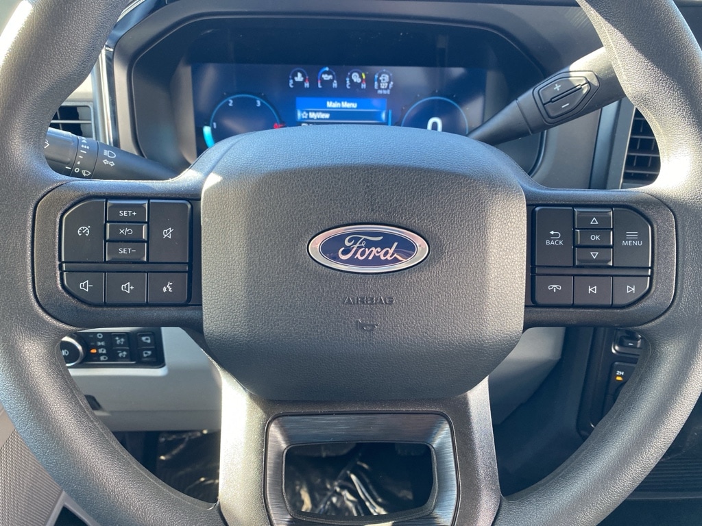 2026 Ford F-350 Super Duty XLT - Photo 7