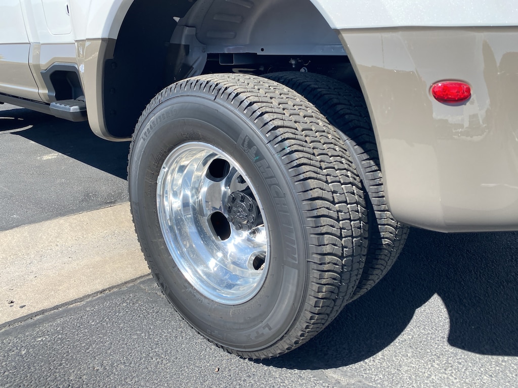 New 2027 Ford Super Duty F-350® King Ranch® Truck Crew Cab