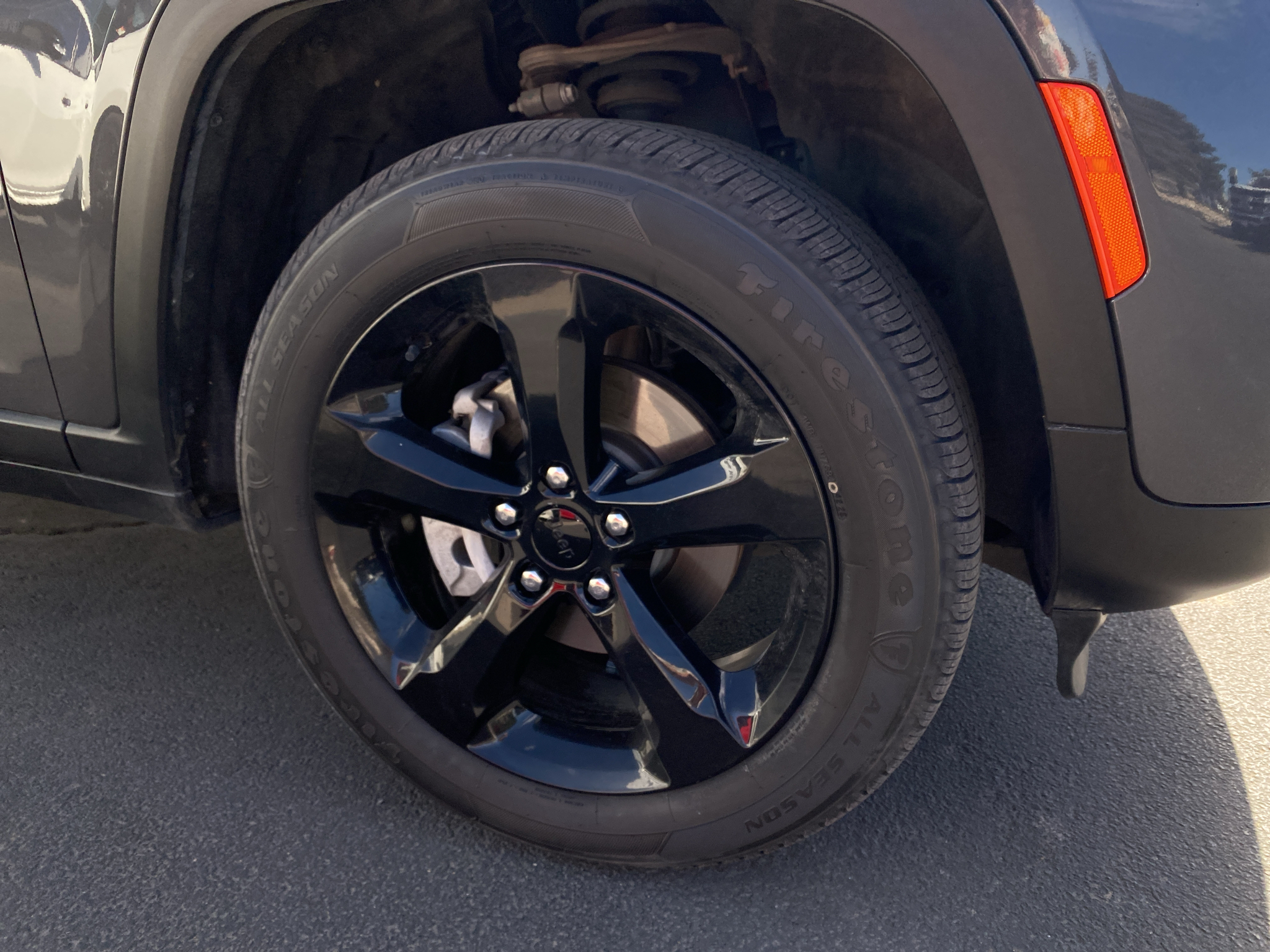 Certified 2023 Jeep Grand Cherokee Laredo SUV