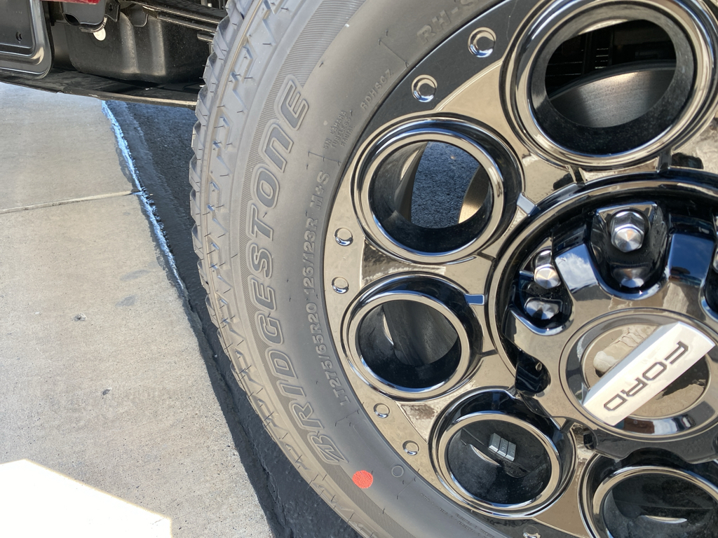 New 2026 Ford Super Duty F-350® Lariat® Truck Crew Cab