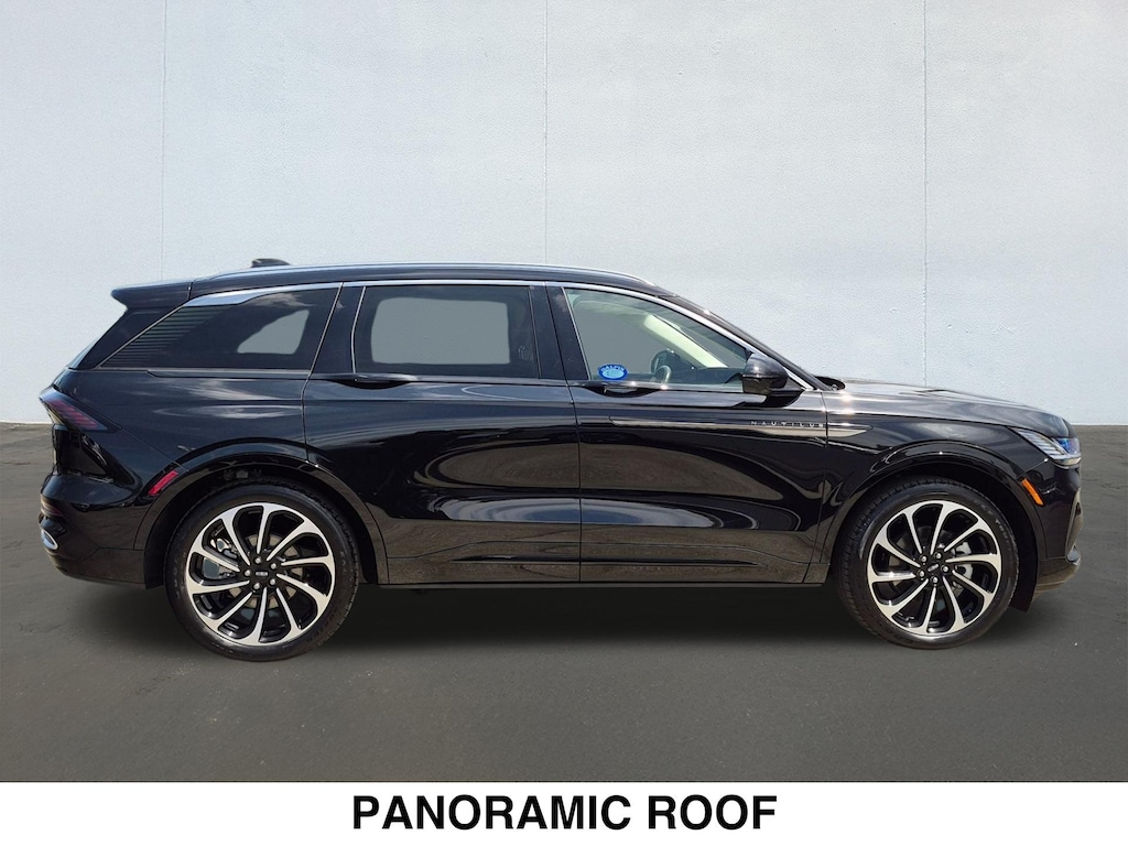 Used 2026 Lincoln Nautilus Black Label Sport Utility