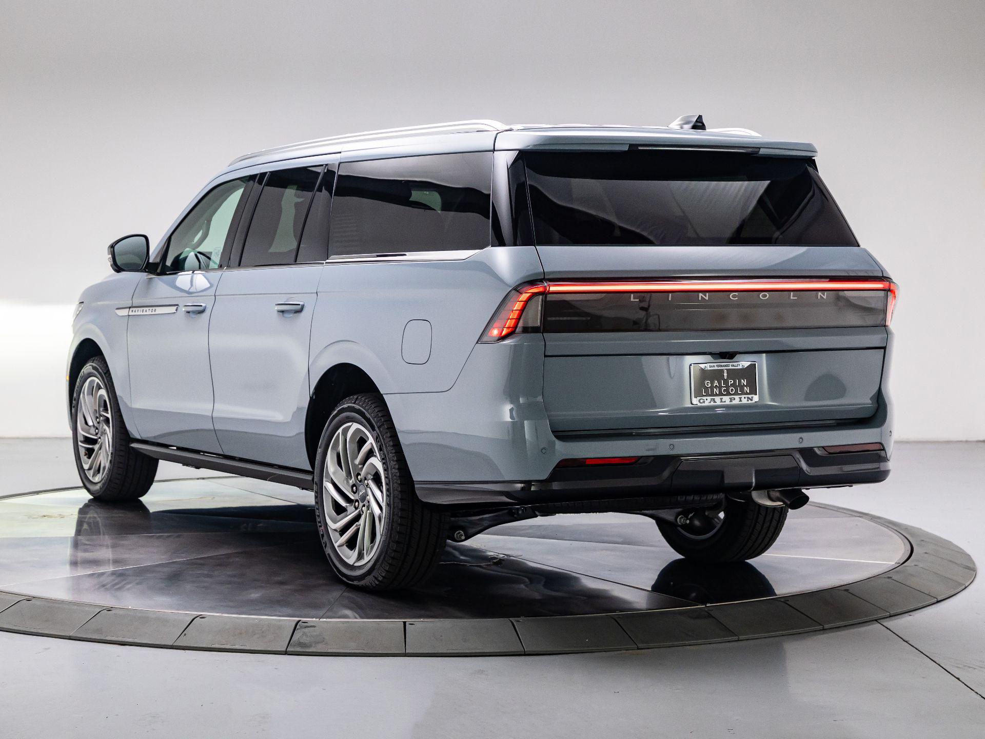 New 2027 Lincoln Navigator Reserve L Sport Utility