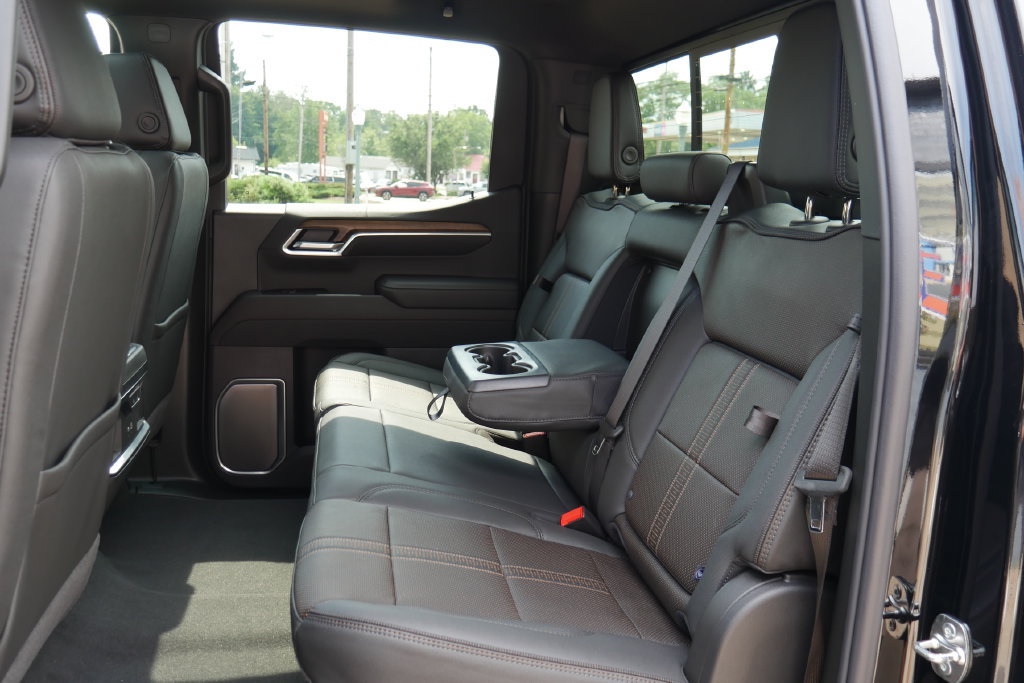 2026 Chevrolet Silverado 1500 High Country - Photo 18