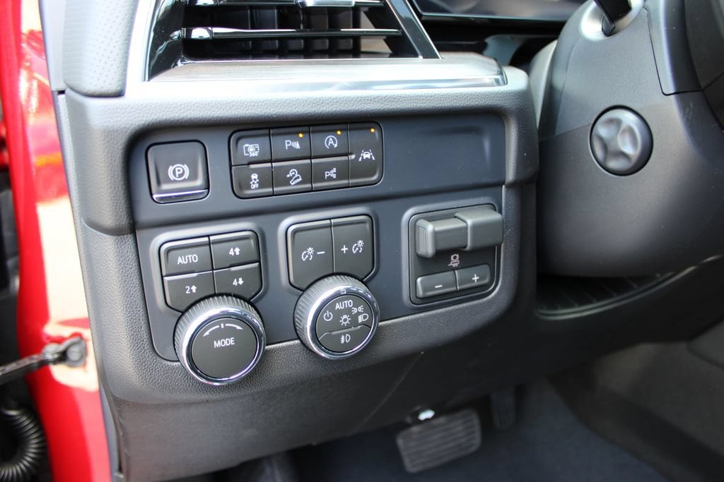 2026 Chevrolet Tahoe Premier - Photo 17