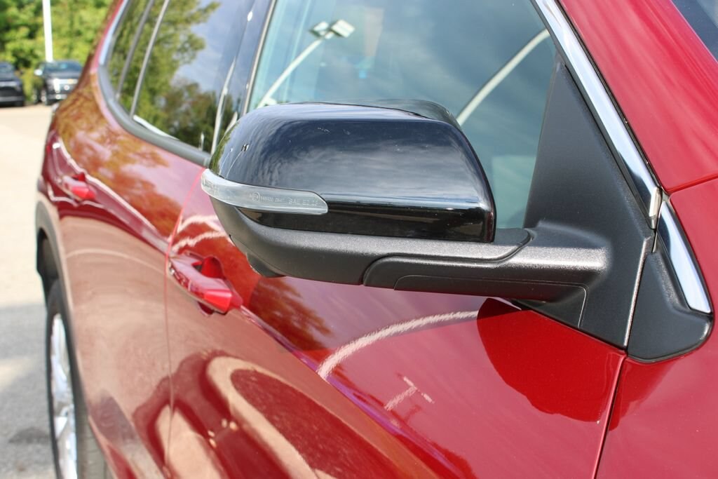 Used 2024 GMC Acadia Elevation SUV