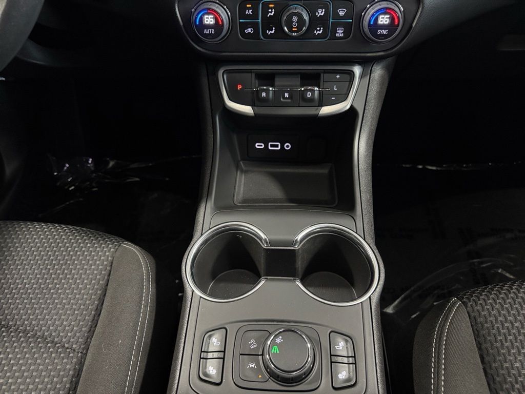 2024 GMC Terrain SLE - Photo 17
