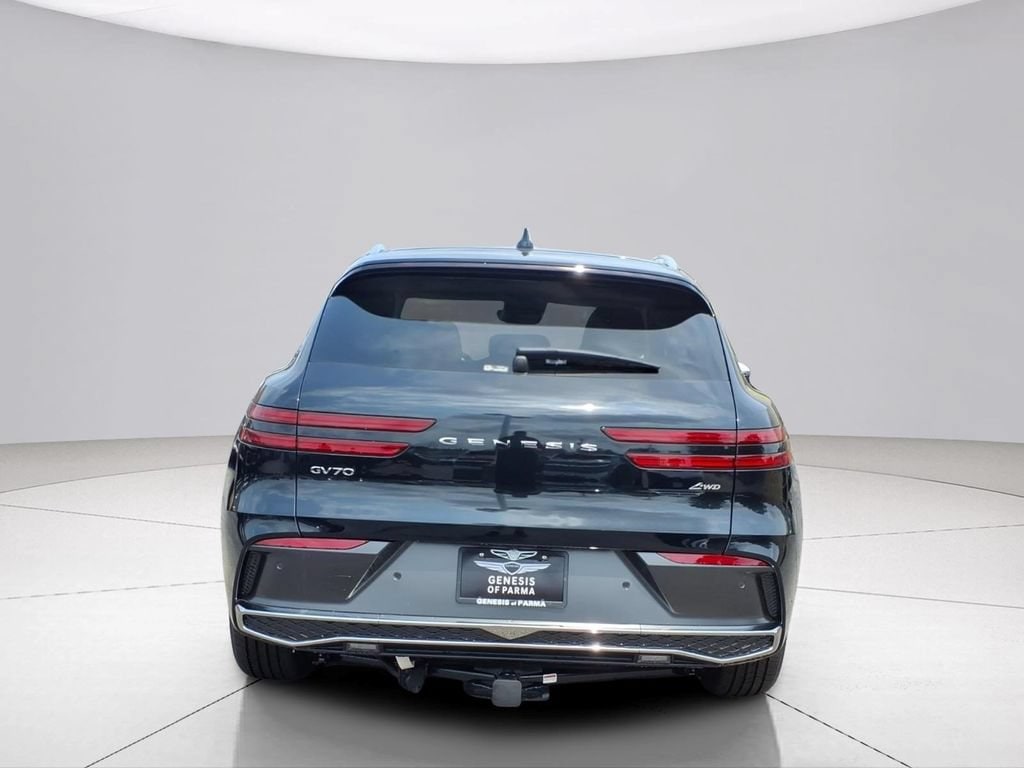 New 2026 Genesis GV70 2.5T Select SUV