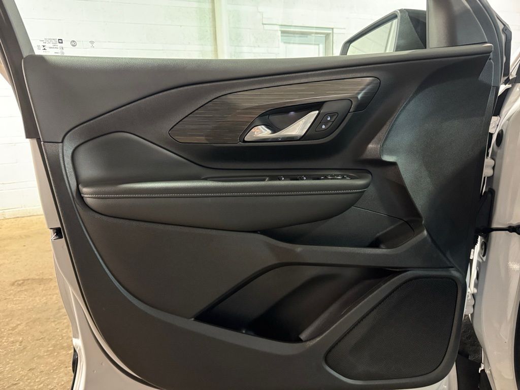 2024 GMC Terrain SLE - Photo 20