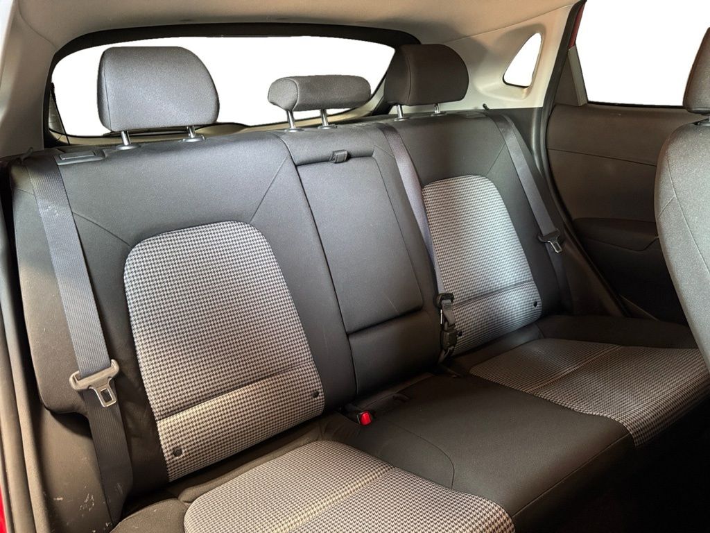 2020 Hyundai Kona SEL - Photo 13