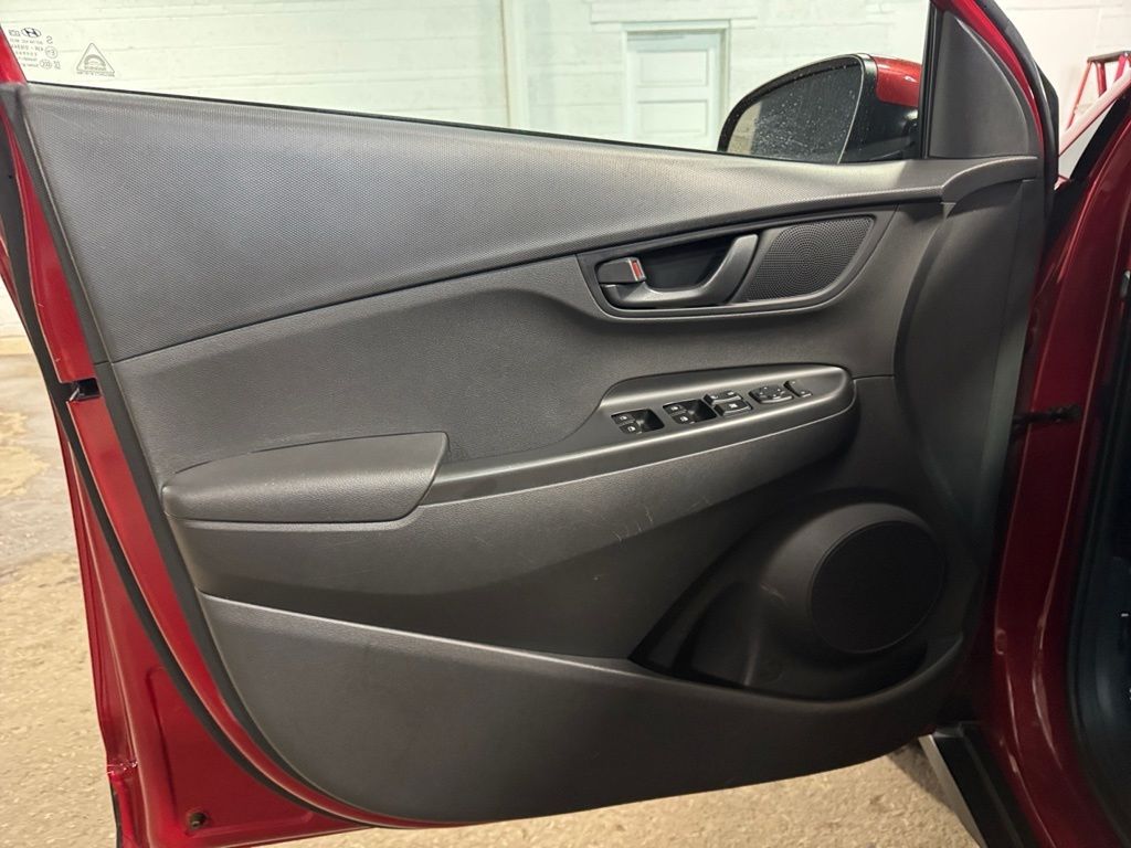 2020 Hyundai Kona SEL - Photo 19