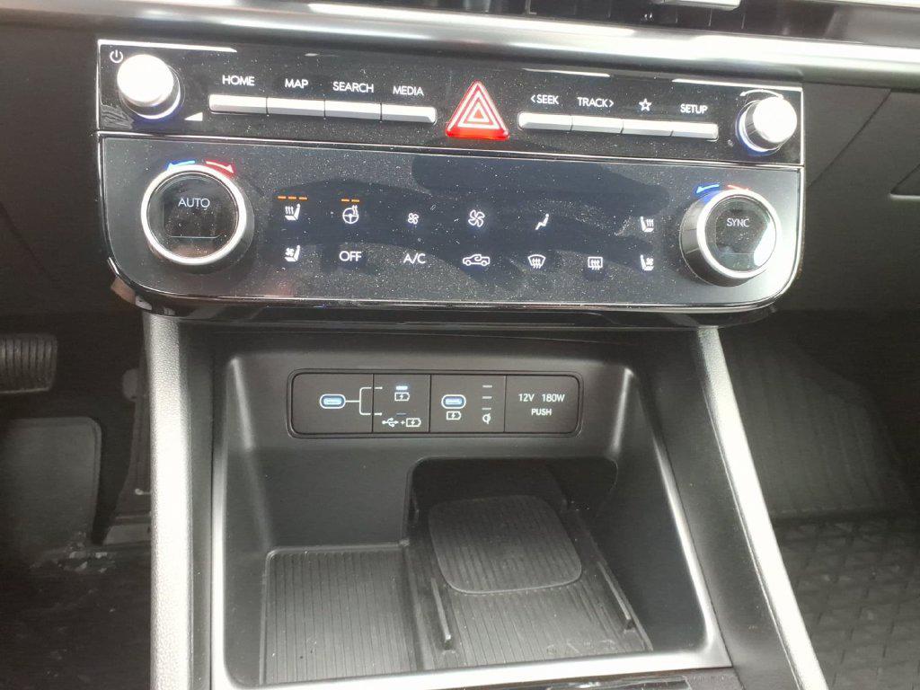 2025 Hyundai Santa Cruz Limited - Photo 18