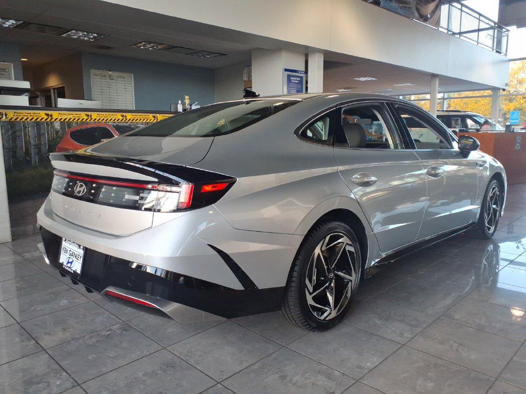 New 2026 Hyundai Sonata SEL Sport Sedan