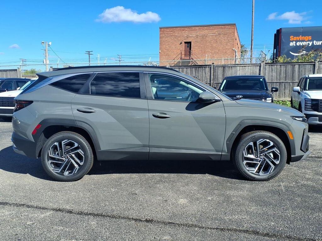 New 2026 Hyundai Tucson SEL Plus AWD SUV
