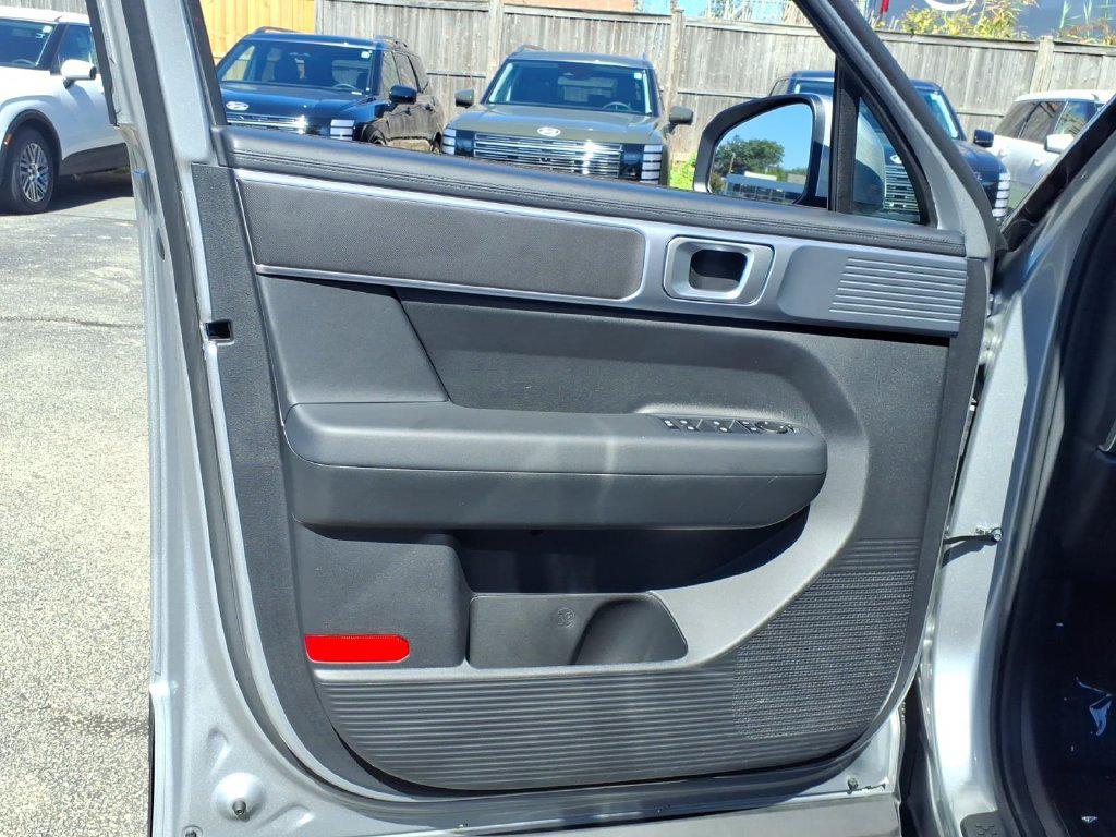 2026 Hyundai Santa Fe SE - Photo 9