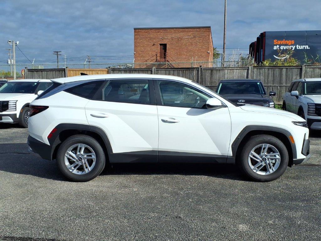 New 2026 Hyundai Tucson SE FWD SUV