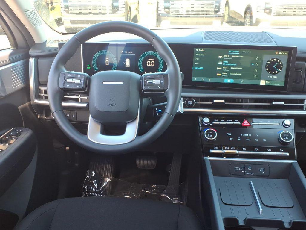 2026 Hyundai Santa Fe SE - Photo 12