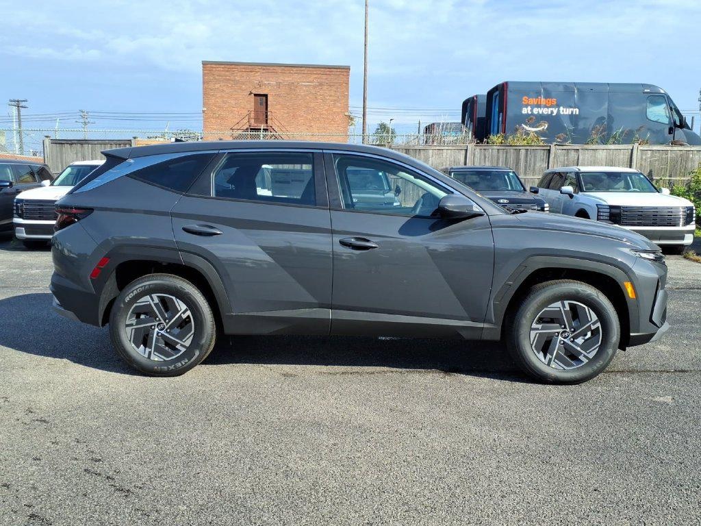 New 2026 Hyundai Tucson Hybrid Blue SUV