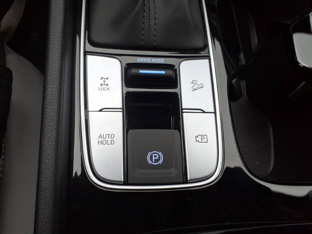 2025 Hyundai Santa Cruz Limited - Photo 19