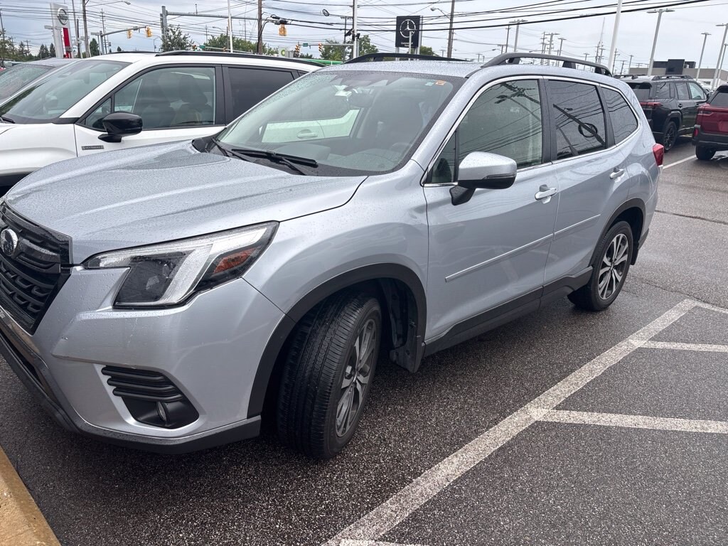 Used 2023 Subaru Forester Limited SUV