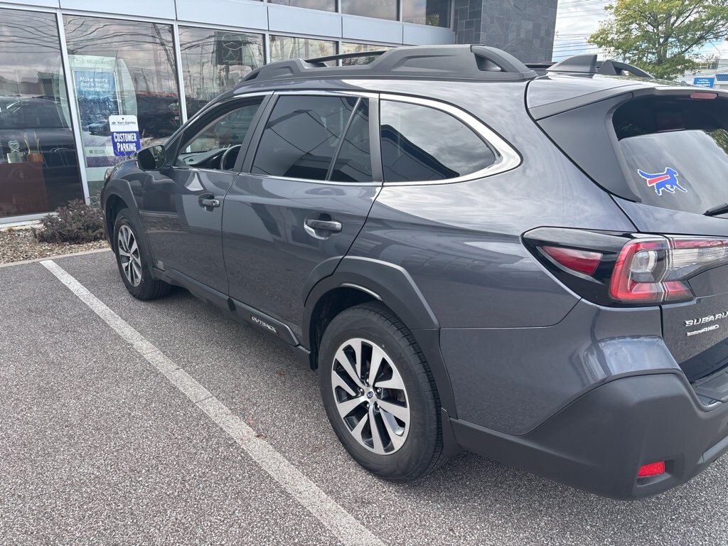 Used 2024 Subaru Outback Premium SUV