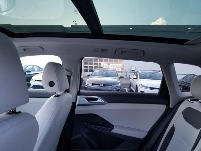 2026 Volkswagen Taos SE - Photo 9