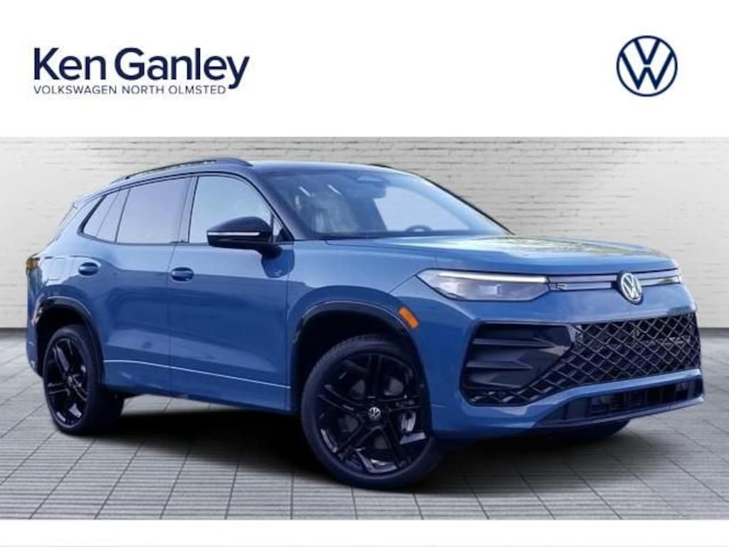 New 2026 Volkswagen Tiguan SE R-Line Black SUV