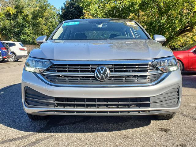 Certified 2023 Volkswagen Jetta 1.5T SE Sedan