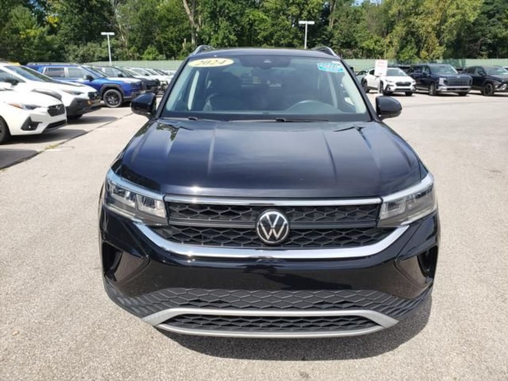 Certified 2024 Volkswagen Taos 1.5T SE SUV