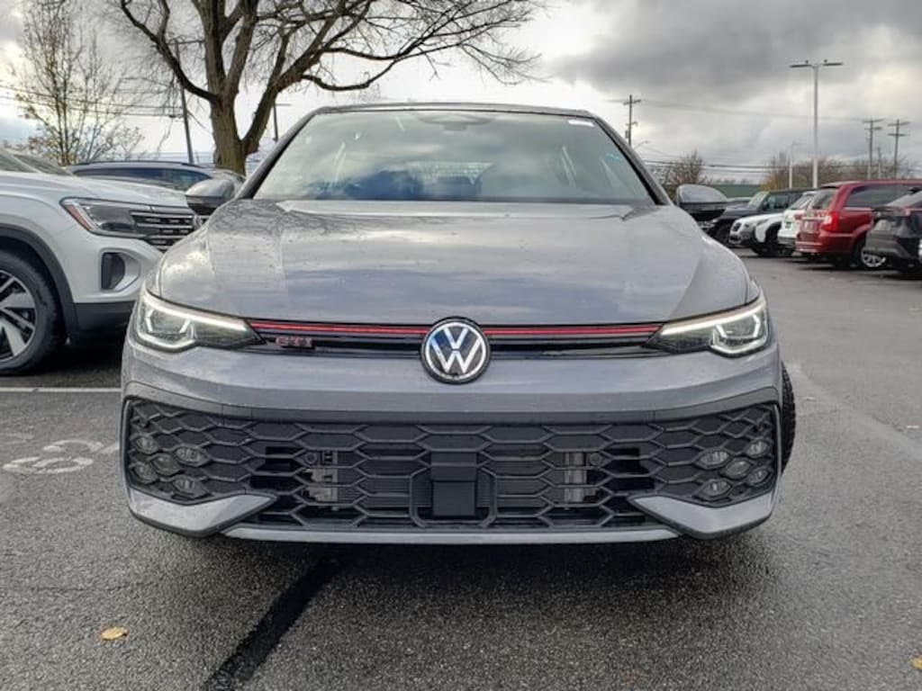 New 2026 Volkswagen Golf GTI SE Hatchback