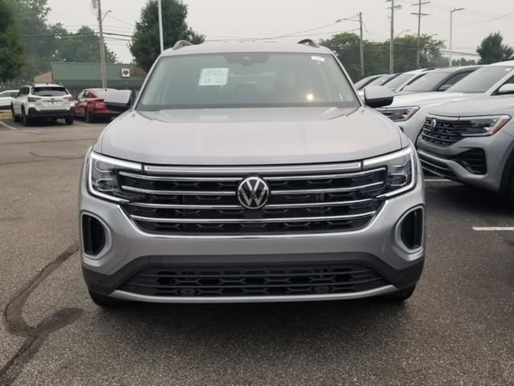 New 2026 Volkswagen Atlas SE w/Technology SUV