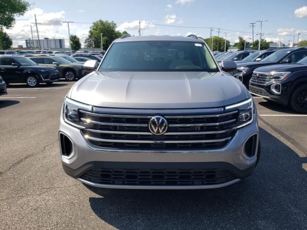 New 2026 Volkswagen Atlas SE w/Technology SUV